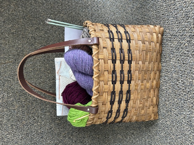 It's a Don't Leave Home Without It Tote!